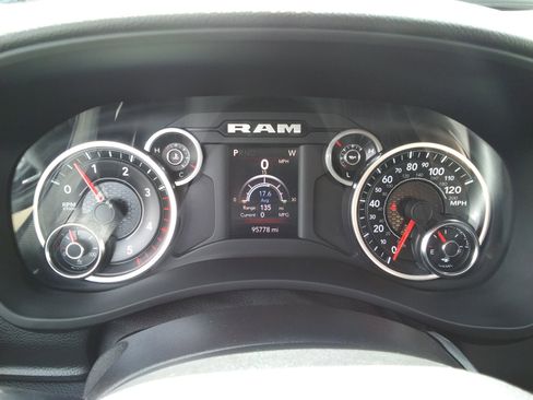Used 2019 RAM 3500 Big Horn AWD/4WD image 13
