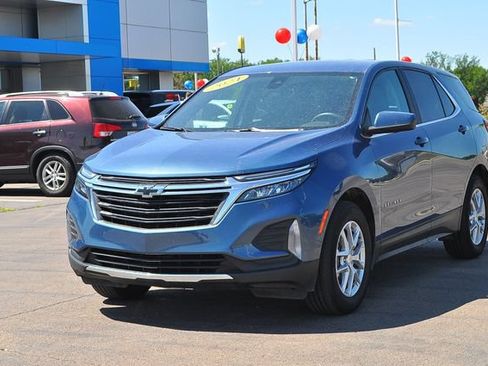 Used 2024 Chevrolet Equinox LT w/ LPO, Floor Liner Package FWD image 7