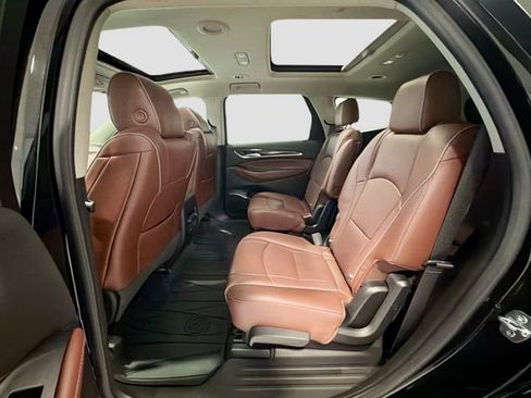 Used 2019 Buick Enclave Avenir image 23