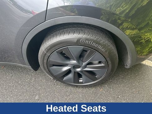 Used 2024 Tesla Model Y Long Range AWD/4WD image 4