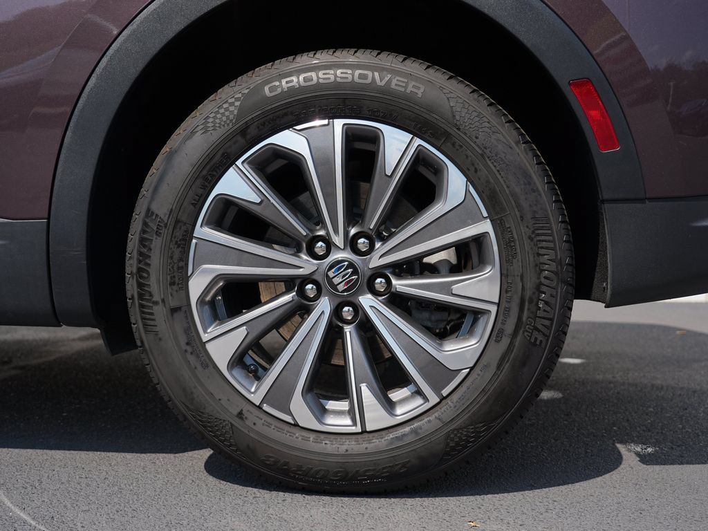 Certified 2024 Buick Envision Preferred AWD/4WD image 34