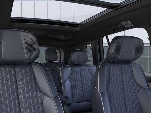New 2026 Cadillac Vistiq Premium Luxury AWD/4WD image 24
