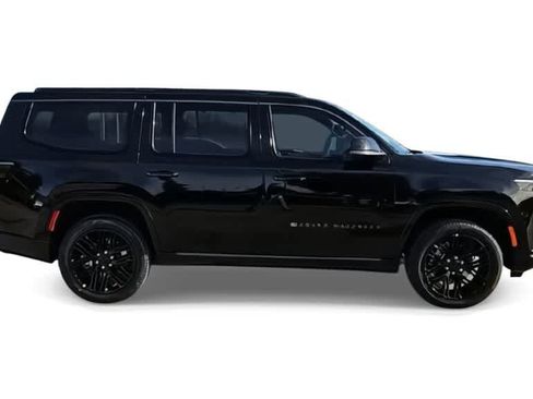 New 2026 Jeep Grand Wagoneer Limited AWD/4WD image 9