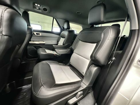 Used 2023 Ford Explorer XLT w/ Equipment Group 202A image 24