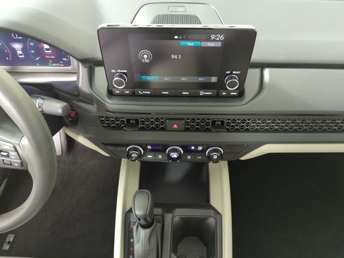 Certified 2025 Honda Accord LX image 15