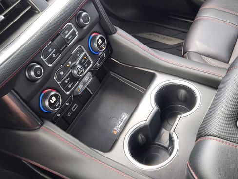 Used 2024 Chevrolet Tahoe RST w/ Luxury Package image 17