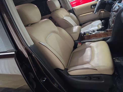 Used 2019 Nissan Armada Platinum w/ Captain's Chairs Package AWD/4WD image 27