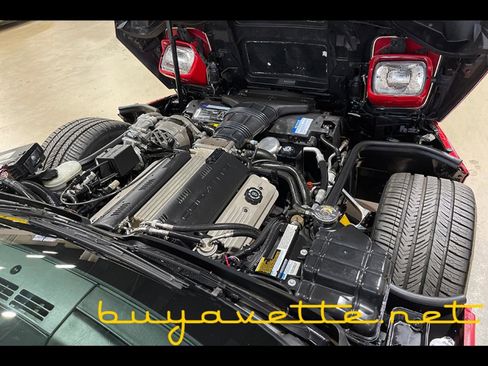Used 1992 Chevrolet Corvette Coupe image 27