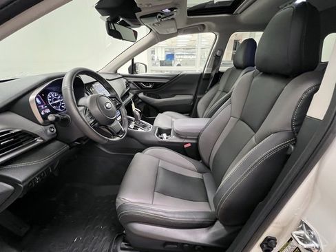 Used 2025 Subaru Outback Onyx Edition XT image 11