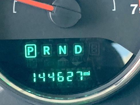 Used 2015 Jeep Wrangler Unlimited Sahara w/ Connectivity Group image 19