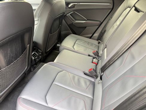 Certified 2025 Audi Q3 2.0T Premium Plus w/ Premium Plus Package image 24