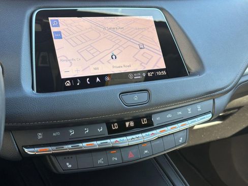 Certified 2023 Cadillac XT4 Premium Luxury w/ Enhanced Visibility Package image 25