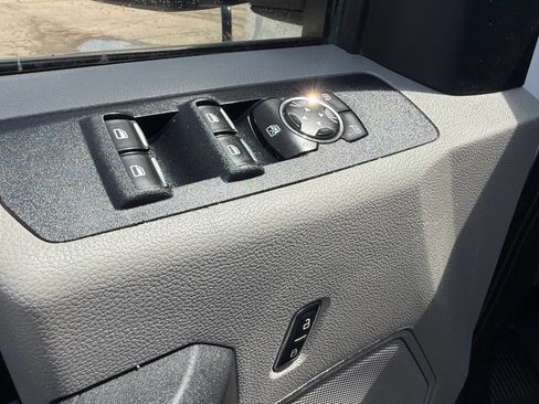 Used 2021 Ford F250 XL w/ Power Equipment Group image 16