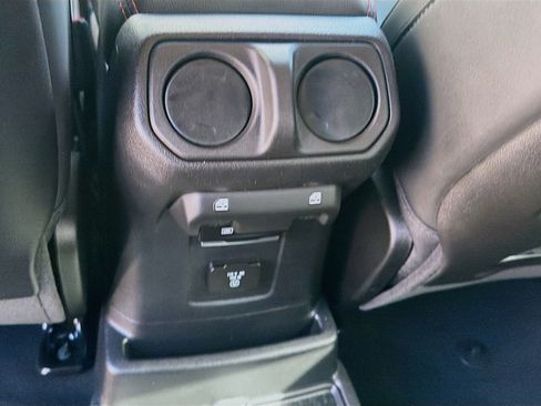 Used 2026 Jeep Wrangler Unlimited Rubicon AWD/4WD image 23
