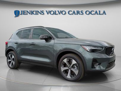 New 2026 Volvo XC40 B5 Plus w/ Protection Package Premier