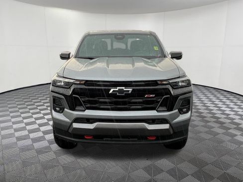 Used 2023 Chevrolet Colorado Z71 w/ Z71 Convenience Package 2 image 2