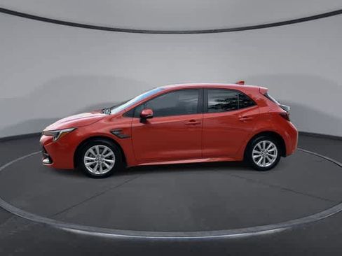 Used 2025 Toyota Corolla SE FWD image 9