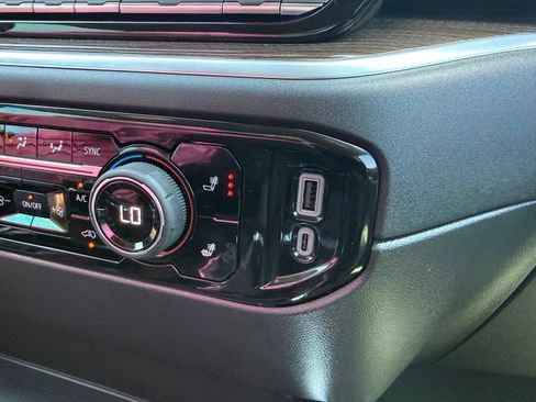 New 2026 Chevrolet Silverado 1500 LT Trail Boss w/ LT Trail Boss Premium Package AWD/4WD image 31