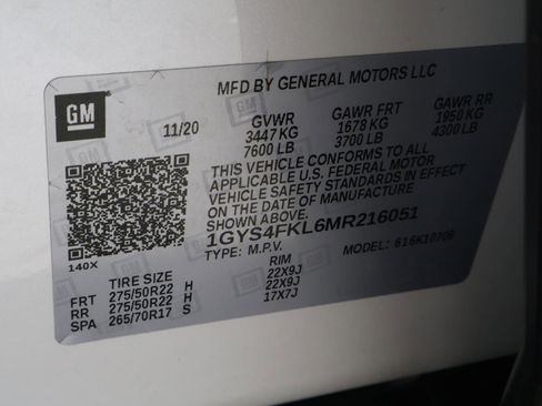 Used 2021 Cadillac Escalade Sport w/ Driver Assist Tech Package AWD/4WD image 32