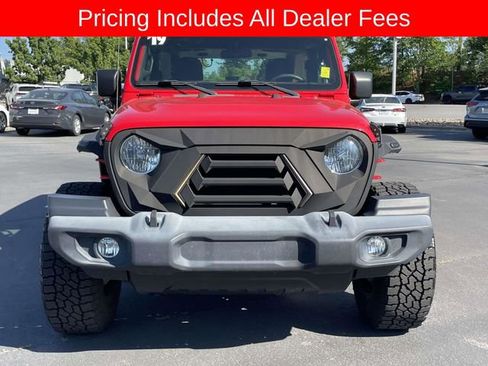 Used 2019 Jeep Wrangler Sport AWD/4WD image 8
