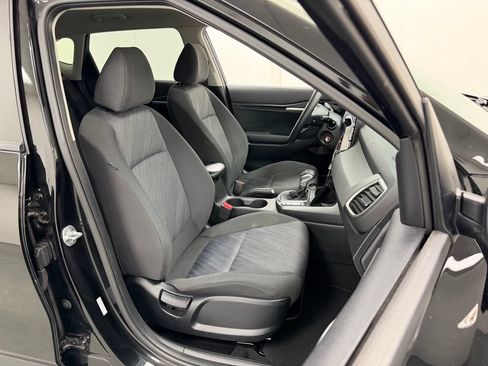 Used 2025 Kia Seltos LX AWD/4WD image 11