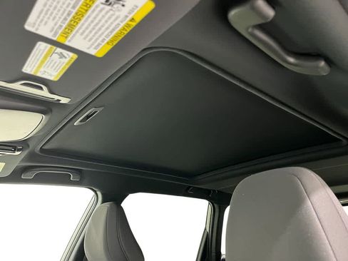 New 2026 Subaru Forester Premium AWD/4WD image 24