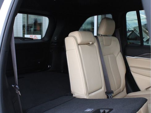 Used 2023 Jeep Grand Cherokee Limited image 30