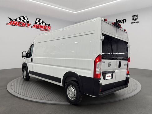 New 2026 RAM ProMaster 2500 w/ Premium Convenience Group FWD image 6