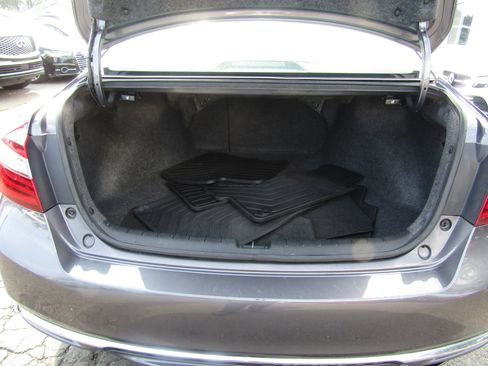 Used 2017 Honda Accord EX-L image 34