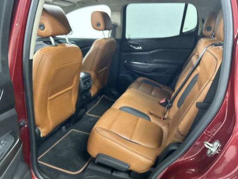 Used 2017 GMC Acadia SLT AWD/4WD image 20