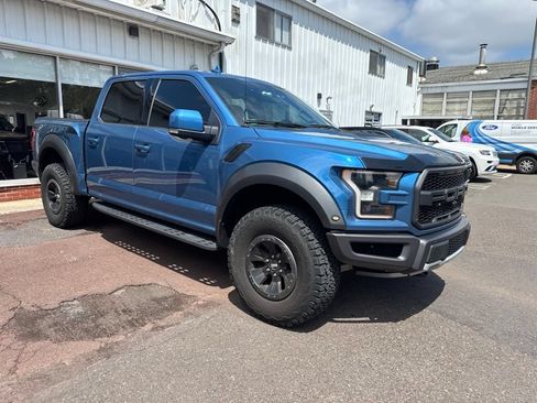 Used 2019 Ford F150 Raptor w/ Equipment Group 802A Luxury AWD/4WD image 3