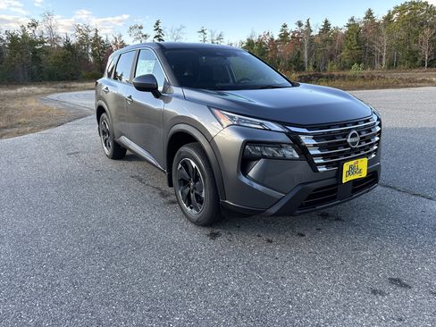 New 2026 Nissan Rogue SV image 9