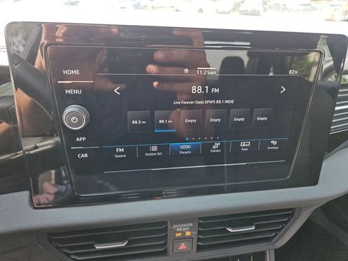 Used 2025 Volkswagen Jetta Sport FWD image 21