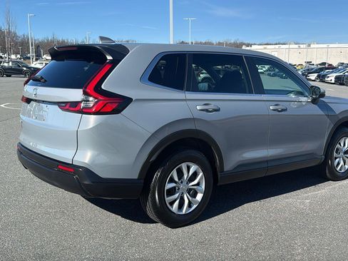 Certified 2025 Honda CR-V LX image 6