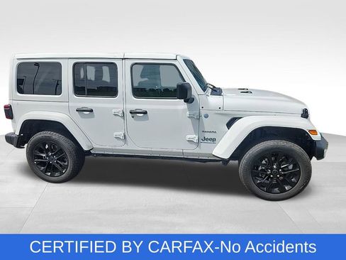 Used 2024 Jeep Wrangler Unlimited Sahara AWD/4WD image 2