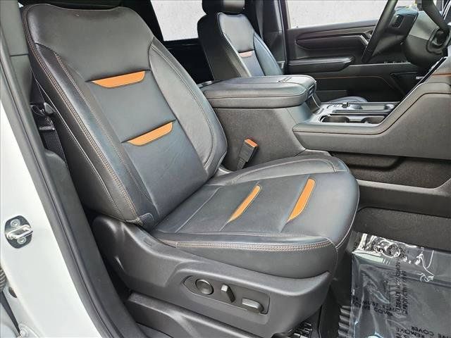 Used 2024 GMC Sierra 2500 AT4 w/ AT4 Premium Plus Package AWD/4WD image 20