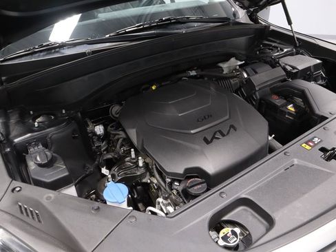 Used 2025 Kia Telluride S FWD image 37