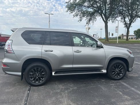 Used 2020 Lexus GX 460 Premium w/ Premium Package AWD/4WD image 4