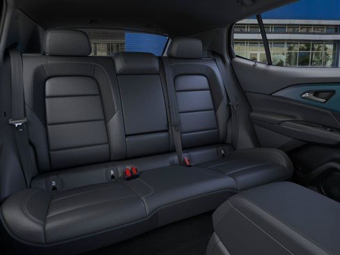New 2026 Chevrolet Equinox EV LT w/ Convenience Package II FWD image 17