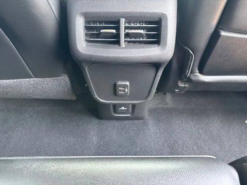 Used 2019 GMC Terrain SLT AWD/4WD image 32