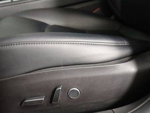 Used 2022 Tesla Model 3 Long Range AWD/4WD image 18