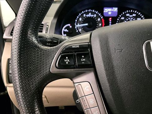 Used 2014 Honda Odyssey EX image 18