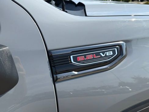 Certified 2024 GMC Sierra 1500 AT4 w/ Technology Package AWD/4WD image 29