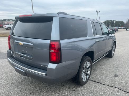 Used 2018 Chevrolet Suburban Premier image 6