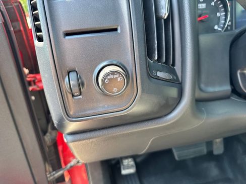 Used 2015 GMC Sierra 2500 2WD Regular Cab image 20