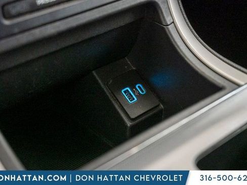 Used 2022 Ford Edge SEL image 12