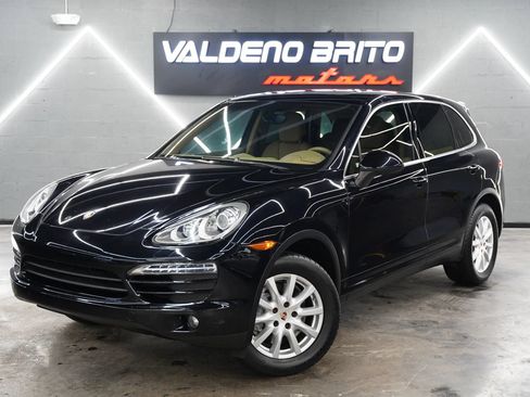 Used 2014 Porsche Cayenne AWD/4WD image 1