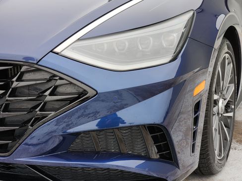 Used 2022 Hyundai Sonata Limited FWD image 11