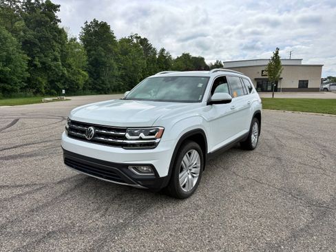 Used 2018 Volkswagen Atlas SEL Premium AWD/4WD image 5