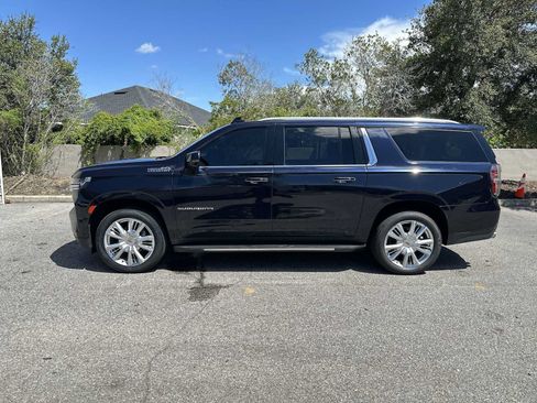 Certified 2023 Chevrolet Suburban High Country w/ Max Trailering Package RWD image 3